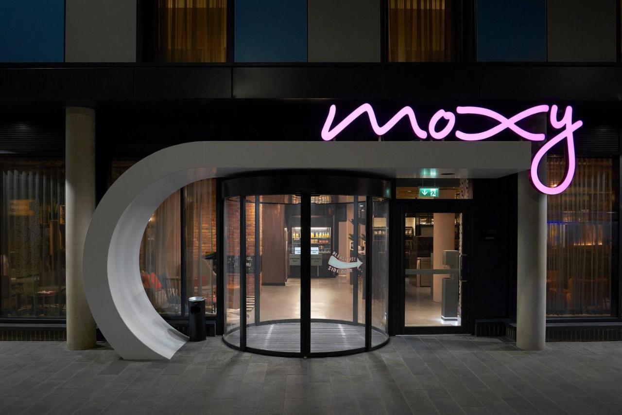 Hotel Moxy Slough Exterior foto